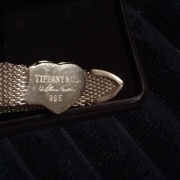 TIFFANY and CO Mesh Heart Buckle Silver Bracelet. - Picture 4 of 4